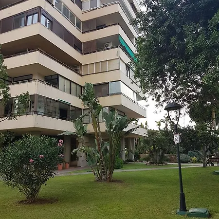Luxury House 110 M2 On The Beach, Pool, Parking Apartamento Torremolinos